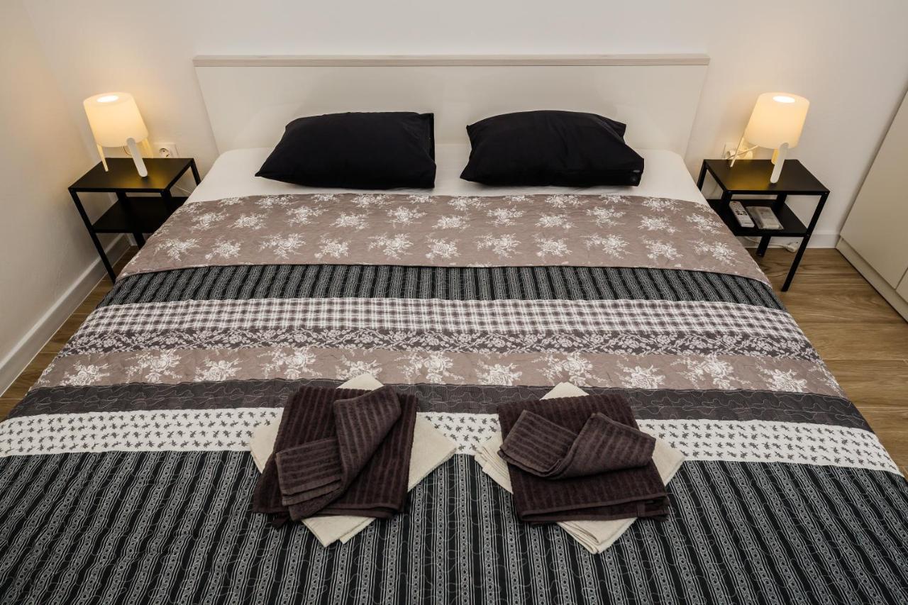 Room Mar Вис Екстериор снимка
