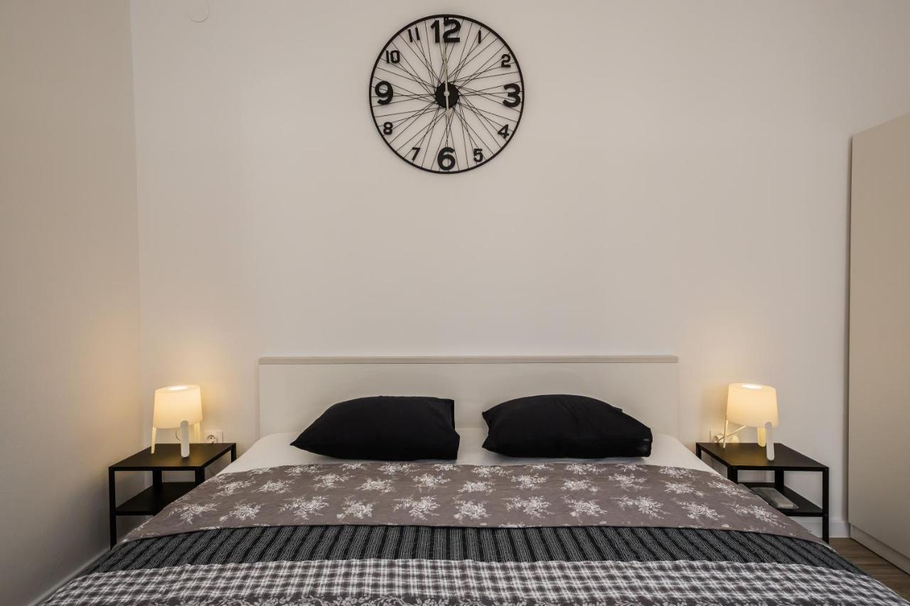 Room Mar Вис Екстериор снимка
